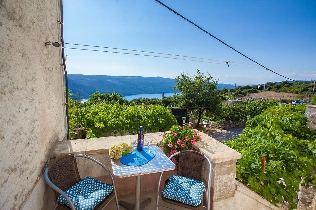 Apartment Marija Vrana  0*, Vrana (Ceres) Croatia