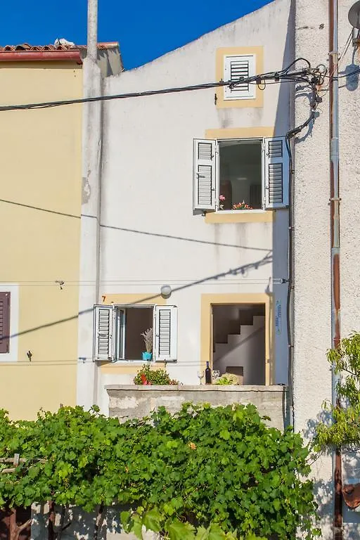 Apartment Marija Vrana